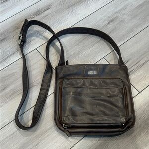 Perlina brown leather crossbody bag